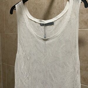 InCashmere White Sleeveless Tank Top